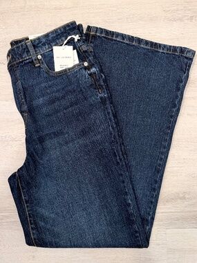 NWT Free Assembly High Rise, Wide Leg Jeans Size 8